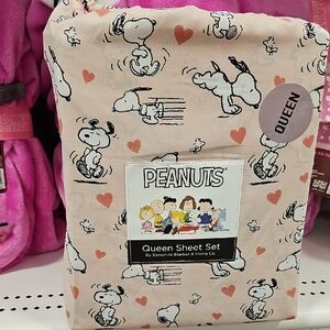 NWT Peanuts Snoopy Pink Queen Sheet Set Home Bedding Cartoon